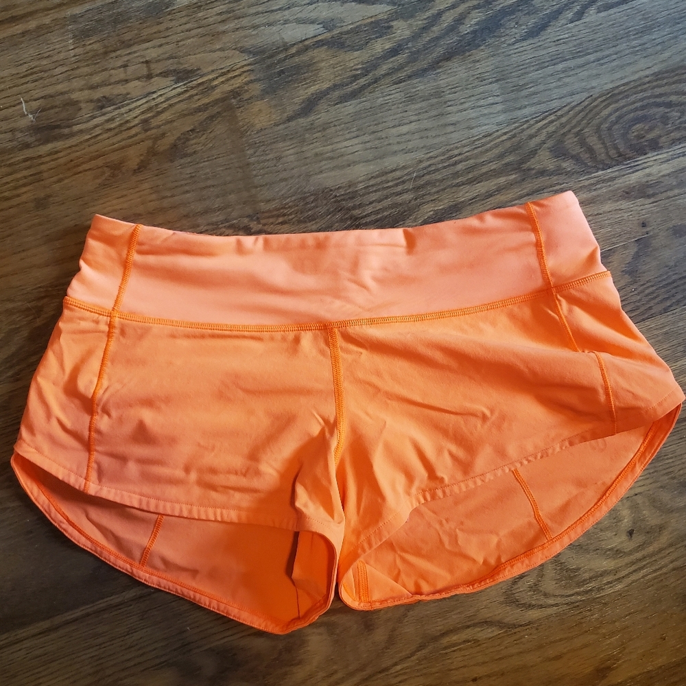 Lululemon Low-Rise Speed Up Shorts